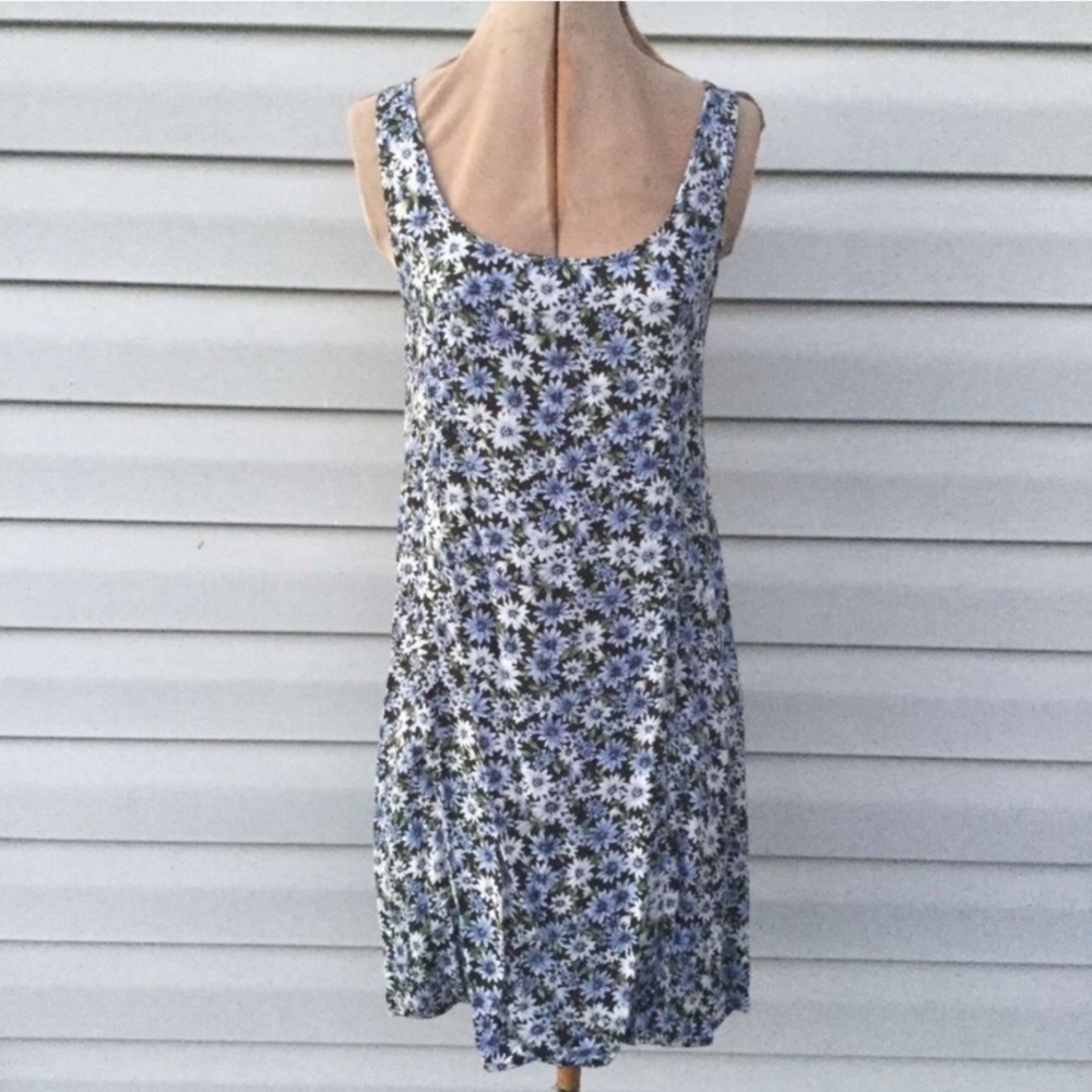 American Eagle Vintage Style Floral Sleeveless Dress